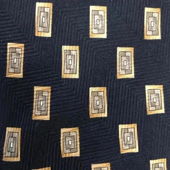 {Patrick James} Purveyor to Gentlemen All Silk Tie - Picture 2 of 8